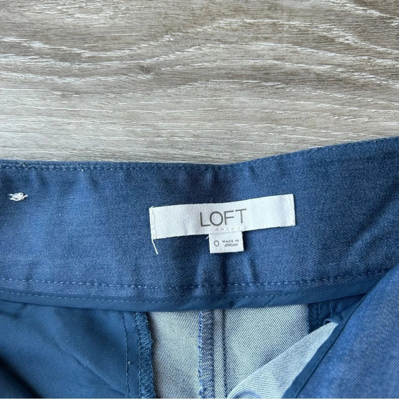 Ann Taylor Flat Front Blue  Stretch Shorts - Picture 7 of 11